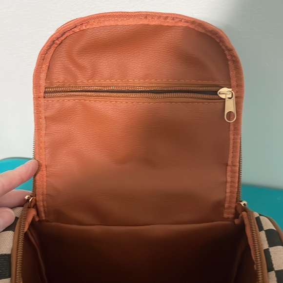 Zipper Checkered bag NWOT - Picture 7 of 8